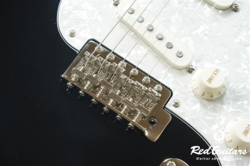 CLASSIC VIVE ’70s Stratocaster - Black